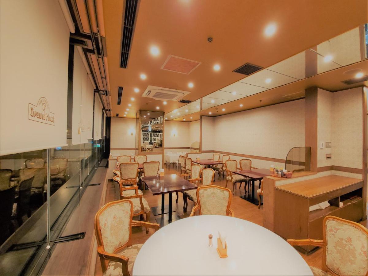 Apa Hotel Komatsu Grand Bagian luar foto